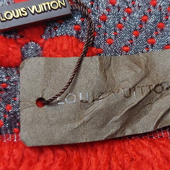 LOUIS VUITTON LV Vintage Shine Red & Silver Monogram Scarf VWT - Picture 11 of 12
